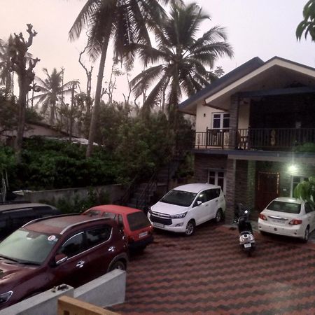 Halase Homestay Mudigere Bagian luar foto