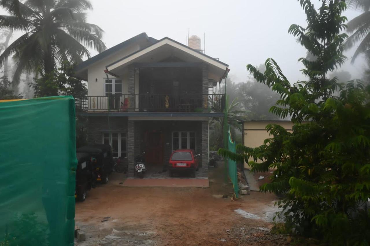 Halase Homestay Mudigere Bagian luar foto