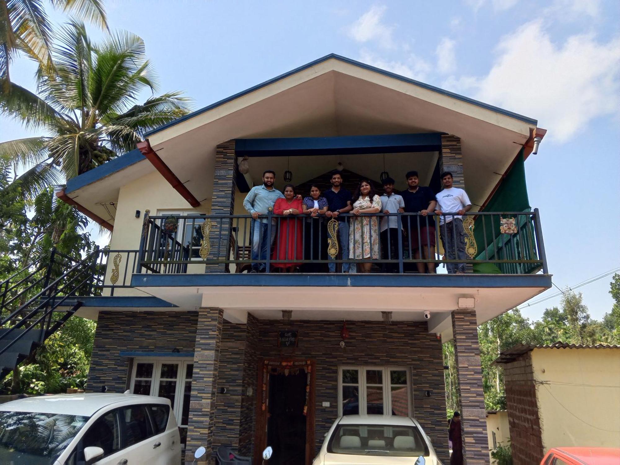Halase Homestay Mudigere Bagian luar foto